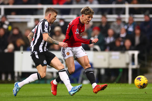 是众多年轻 是众多年轻