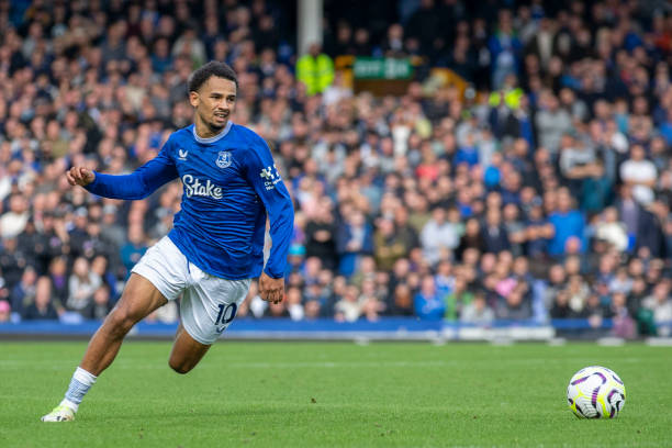 她的发球极 她的发球极